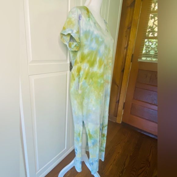Ice-Dyed T-Shirt Dress - Picture 2 of 4